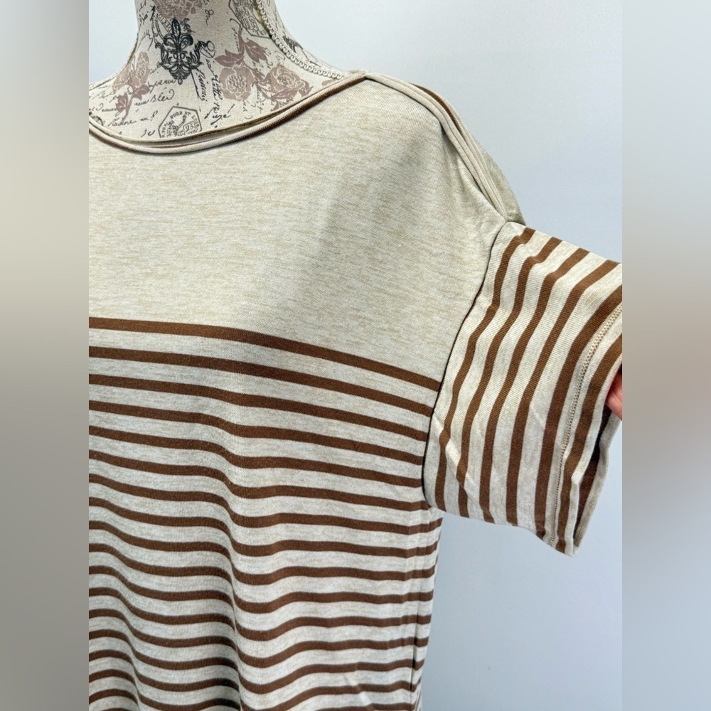 MAX STUDIO Beige and tan Striped Short Sleeve Top size L - Picture 13 of 15